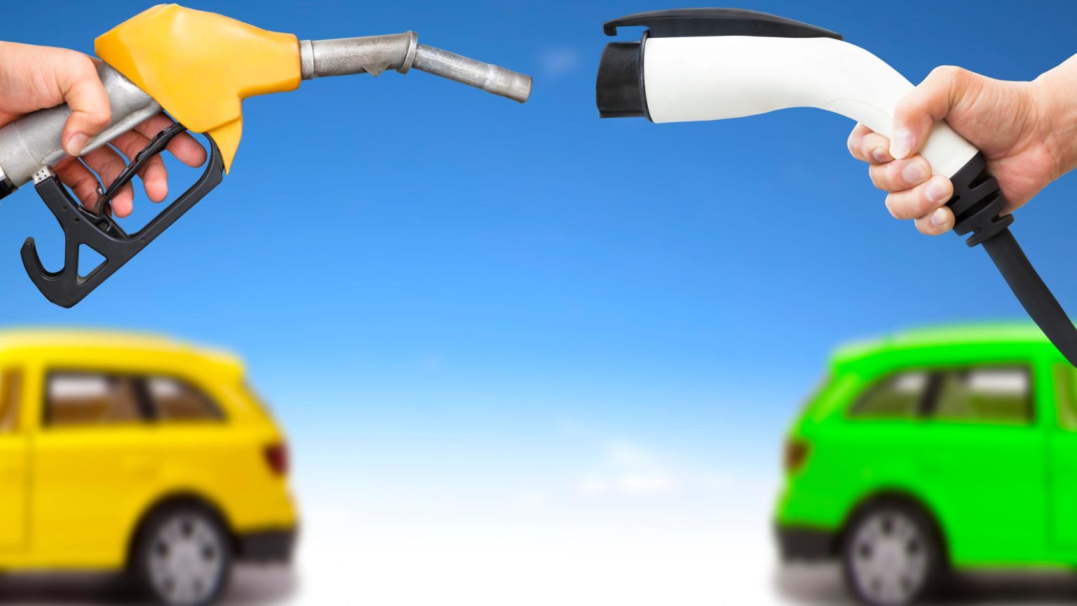 Gas vs Electric Cars Everything You Need to Know Major World